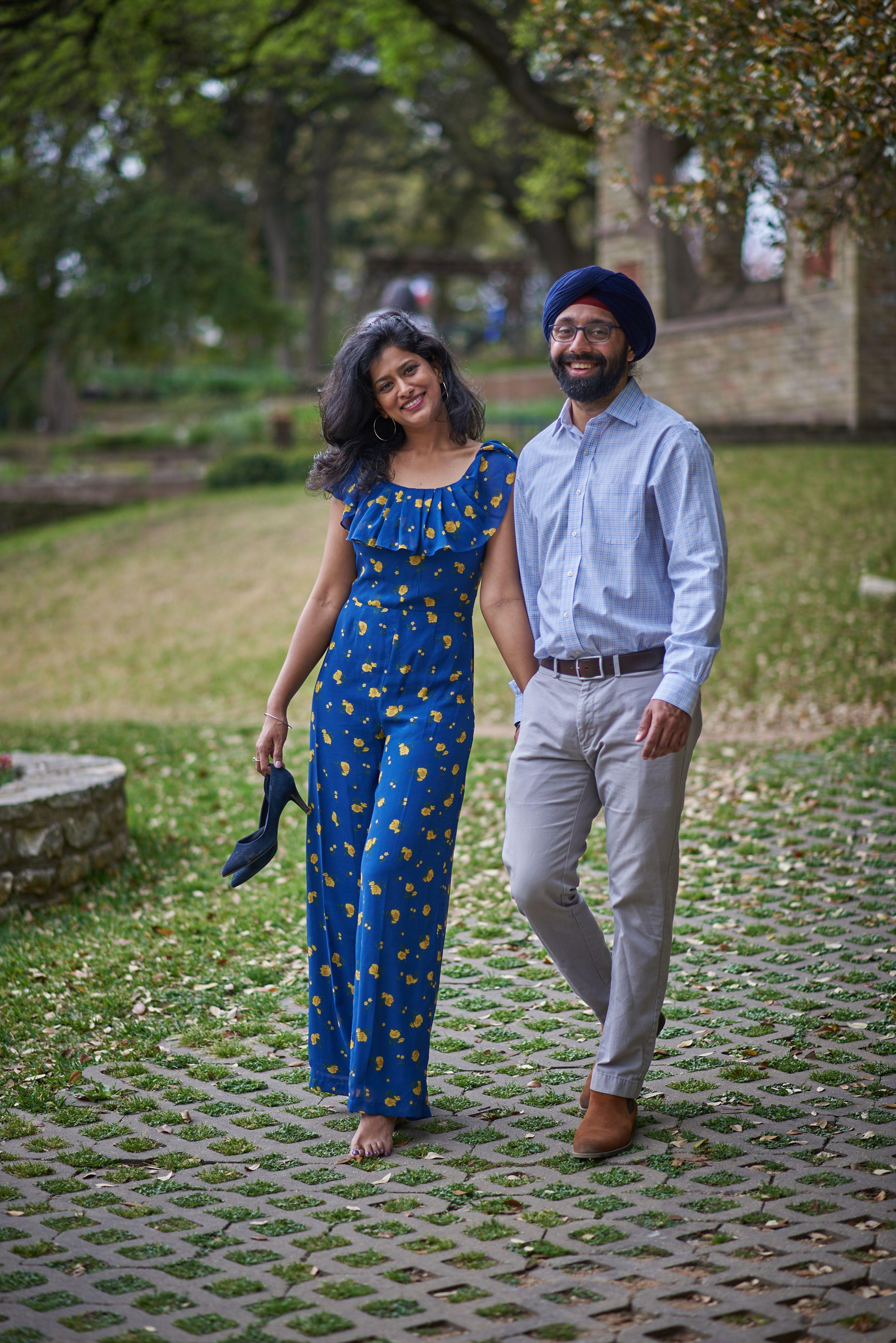 Couple walking hand in hand down a stone garden path under the oaks at Zilker Botanical Garden — Zilker Botanical Gardens photography, Austin A couple walking hand in hand down a stone garden path under the oaks at Zilker Botanical Garden